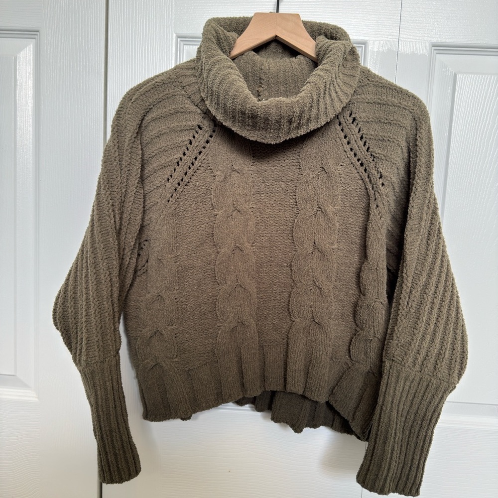 Moon and Madison green knit Sweater Turtleneck cowl neck size xs‎